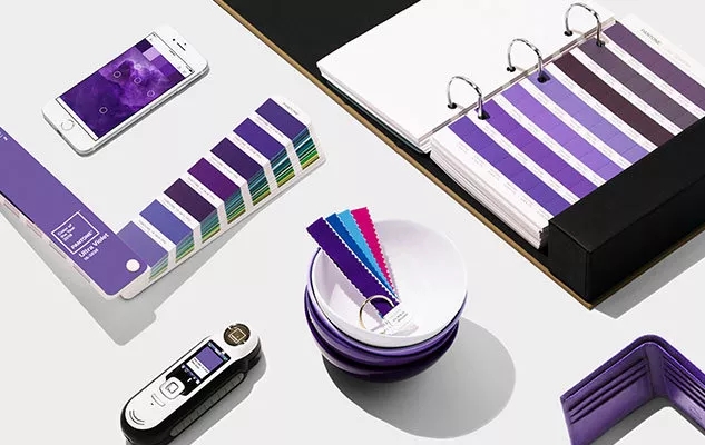 PANTONE 公布 2018 年度代表色--紫外光色,创造力和未来感是它的关键词